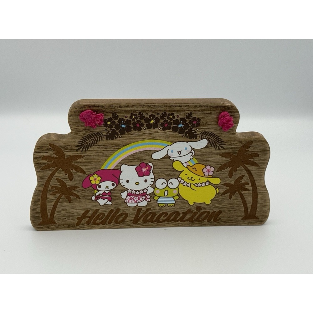 New Sanrio Hello Vacation‎ Wood Sign From 2020 Loot Crate